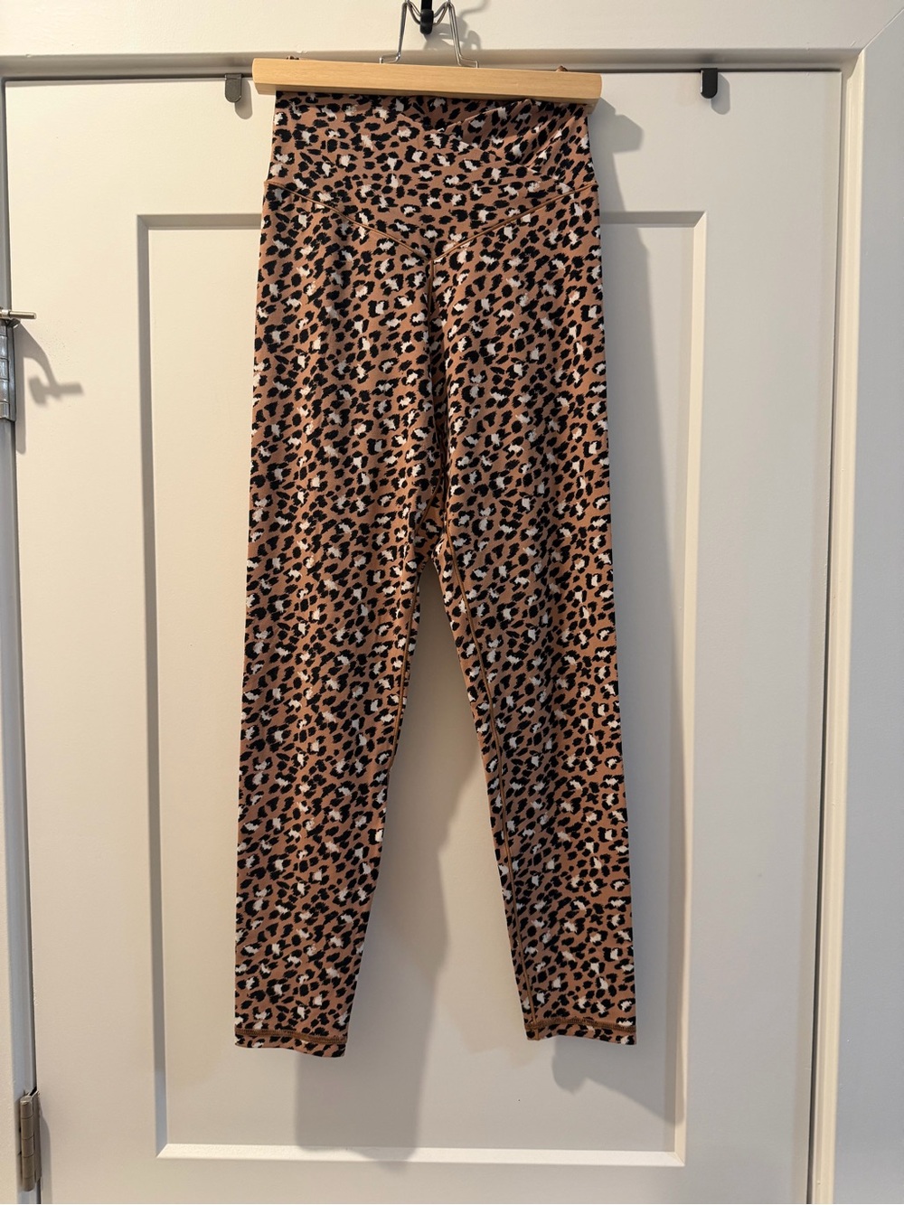 aerie Leopard-Print High-Rise Leggings in Brown/Black/Cream